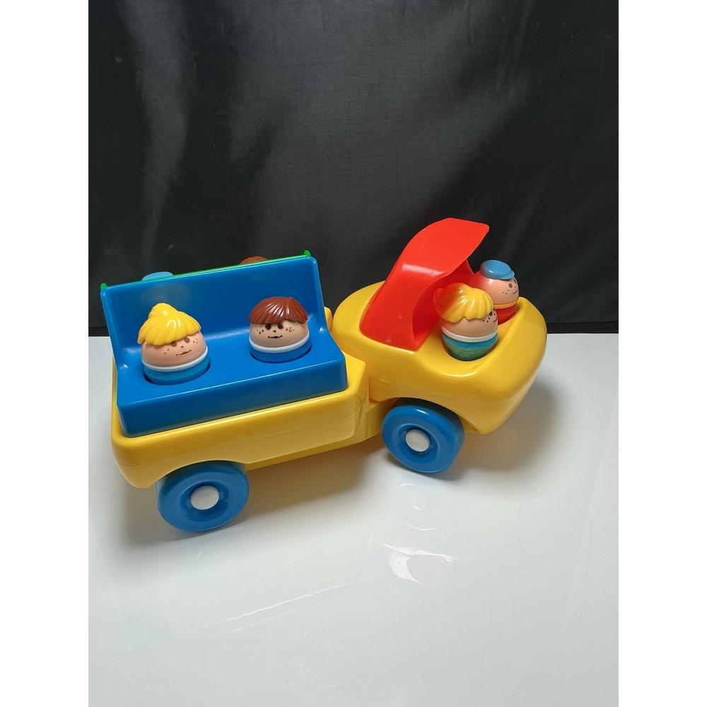 Vintage 1985 Little Tikes Toddle Tots Change Around Truck + 6 Figures - Picture 4 of 9
